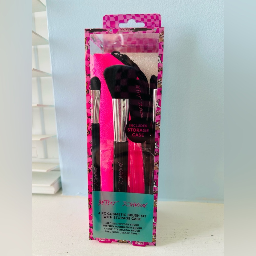 Betsey Johnson Pink and Black Cosmetic Brush Set